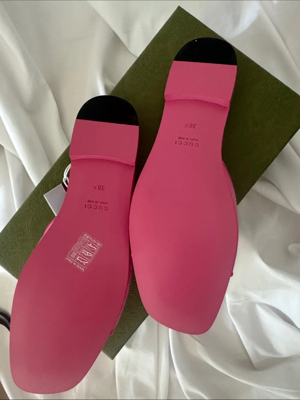 Gucci Hot Pink Logo Slide Mules - Picture 3 of 4